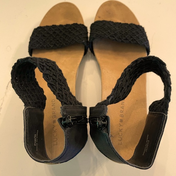 Lucky Brand Black/Tan Wedges - Picture 3 of 5